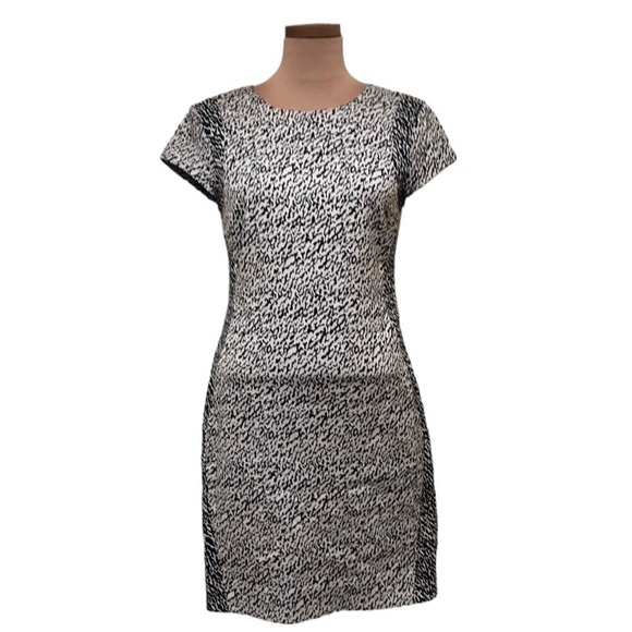 Diane Von Furstenberg Dress Size 10 Black Off White Two Tone Print Sheath - Picture 1 of 11